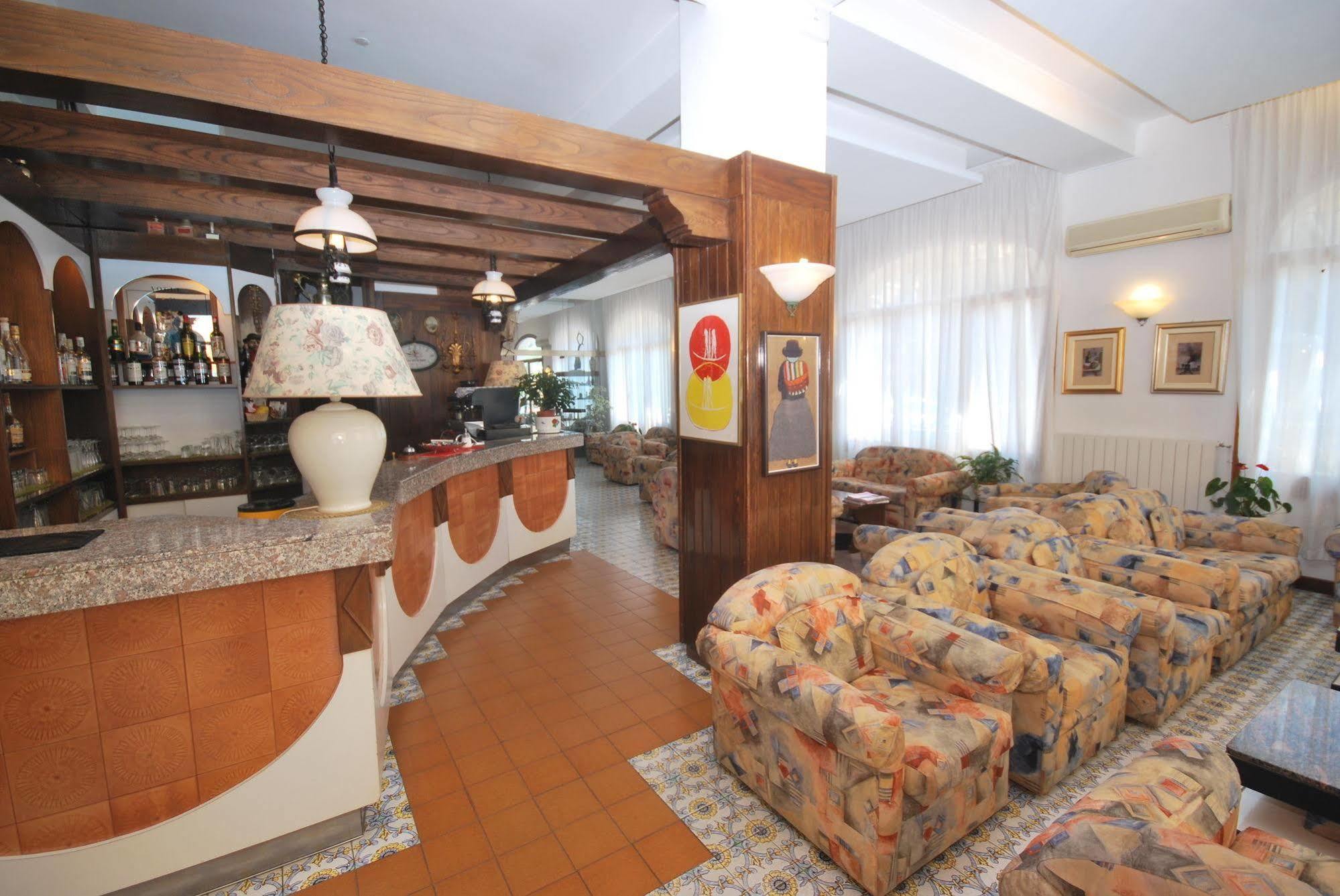 Hotel Paco Pietra Ligure Εξωτερικό φωτογραφία